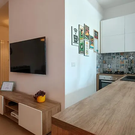 A17 Twenty Village Apartament *